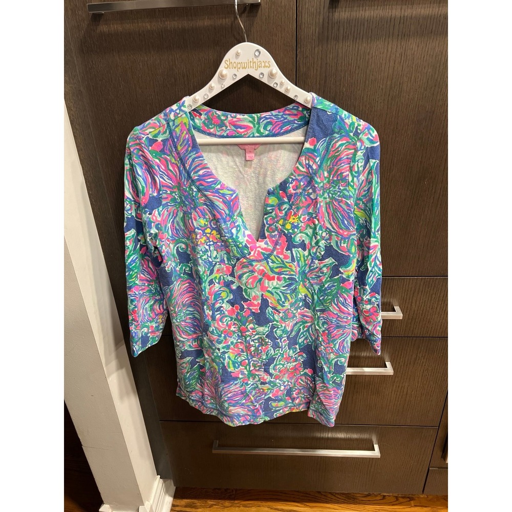 Lilly Pulitzer Justina UPF 50 Tunic Womens Size medium V-Neck Top